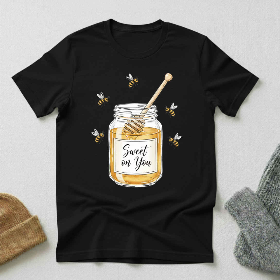 Sweet on You Honey Jar Romance  T - Shirt